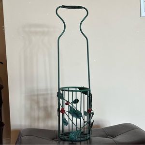 Decorative Holiday Green Metal Wine Bottle Holder